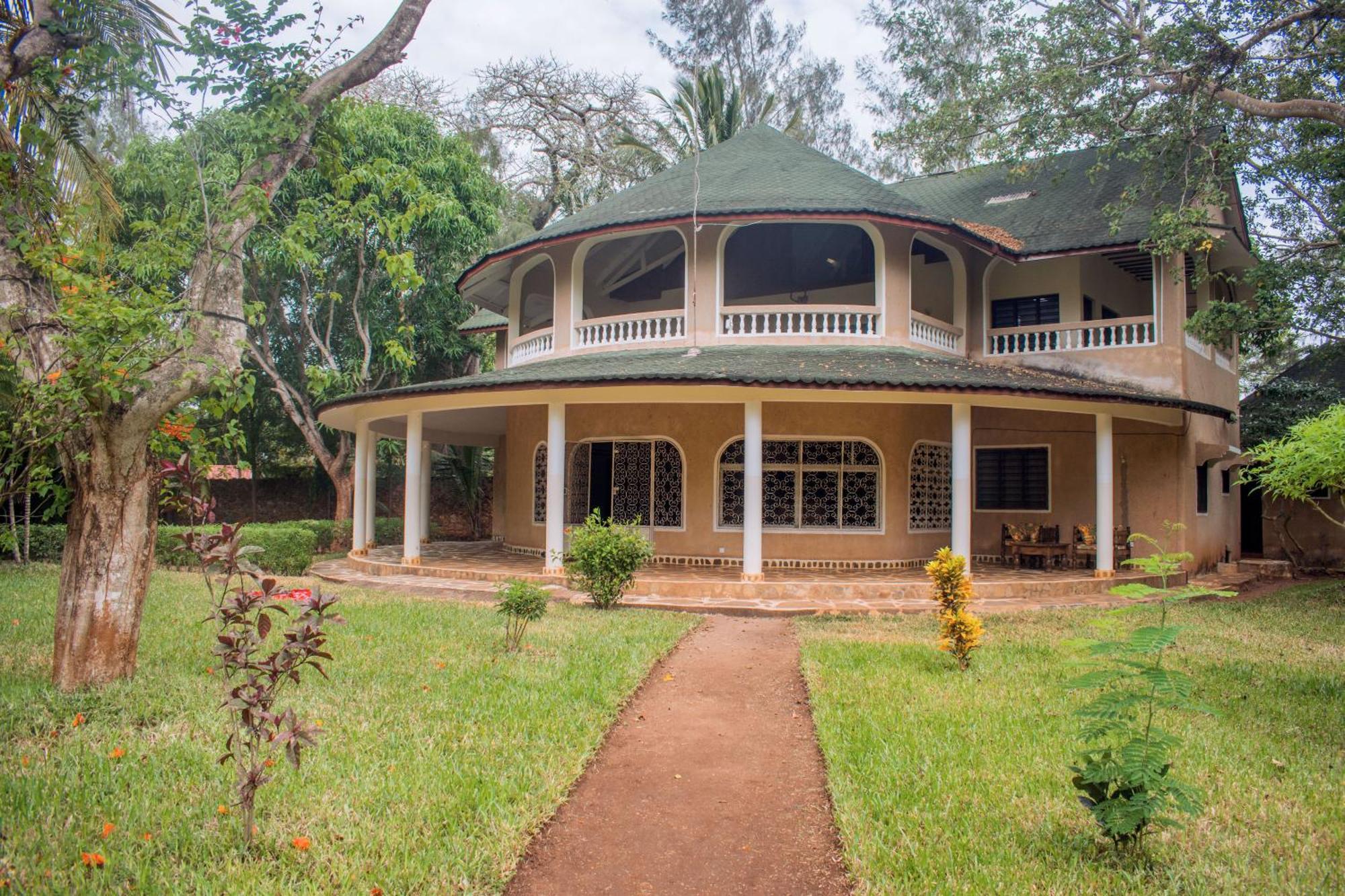 Kijani Cottages In Diani Diani Beach Exterior photo